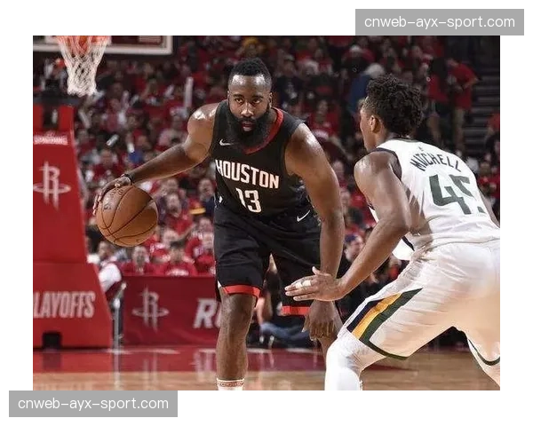 观点:裁判尺度变化影响意甲防守强度,球队需调整防守策略 观点:裁判尺度变化影响意甲防守强度,球队需调整防守策略